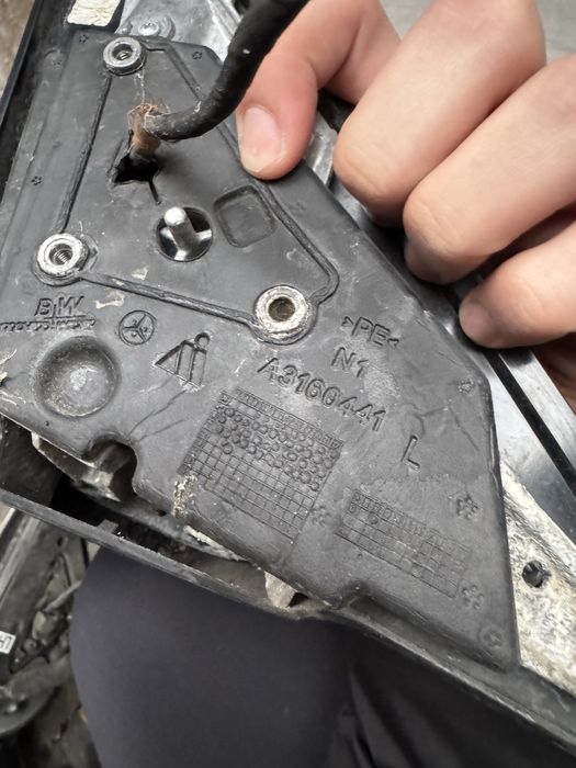 Оригинално огледало Мерцедес Ц204 Mercedes W204 C204