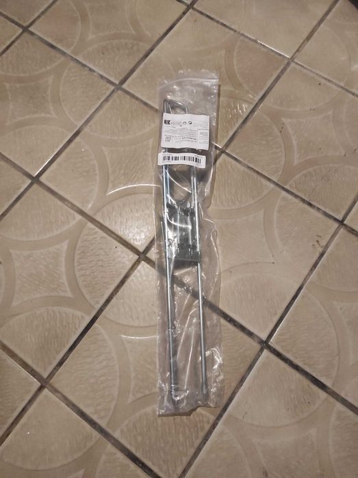 Самозасичаща стойка за риба