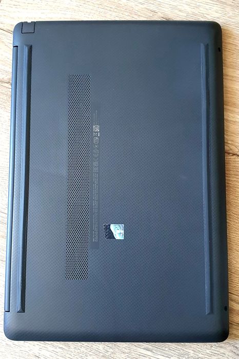 Laptop HP 250 G9 i7 1255U 16GB RAM 512GB iris xe

Iris xe
