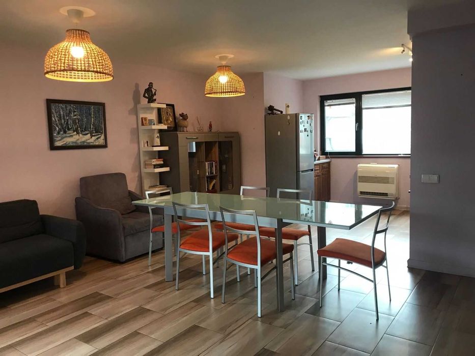 Тристаен апартамент с паркомясто в Христо Смирненски