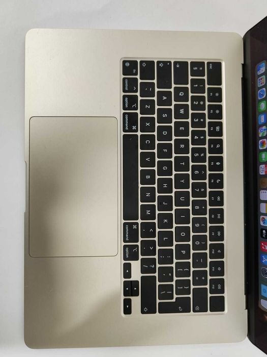 Macbook Apple AIR 15 (66347/10 Pacurari 1) Garantie 2 ani