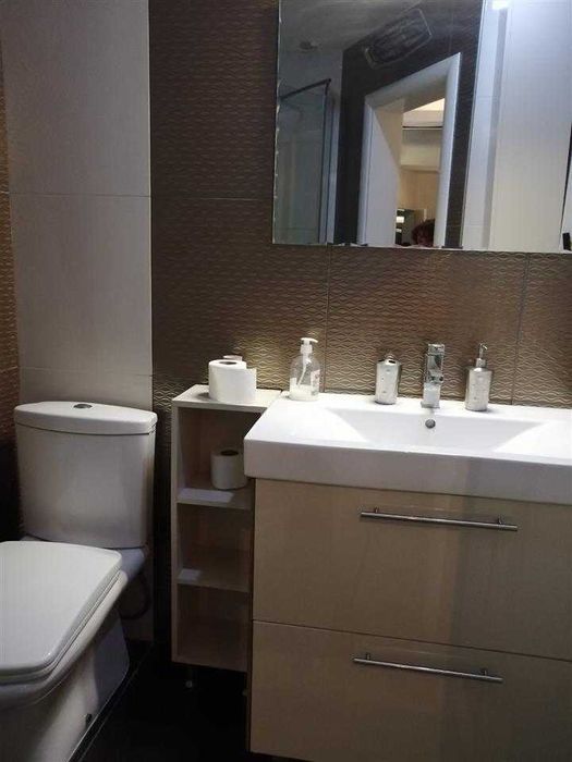 Дава се под наем Двустаен апартамент в Бургас, Славейков - 60 кв.м за 204 € - Снимка #2