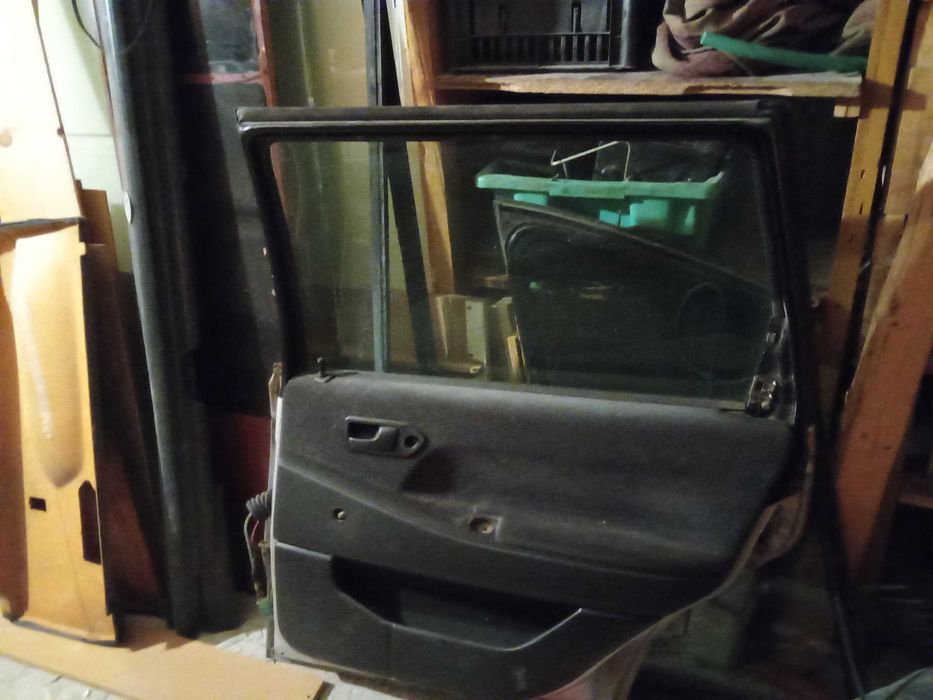 продавам останали авточасти от автомобили