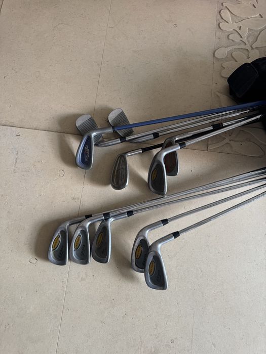 Set 15 crose golf diverse ideale ptr incepatori