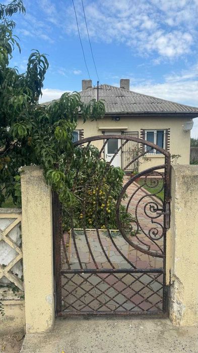 Casă cu pod mansardabil, 20 km de Delta Dunării