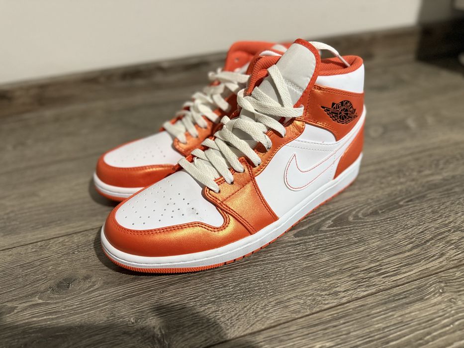 Adidasi Nike Air Jordan 1 Mid SE "Metallic Orange,noi.