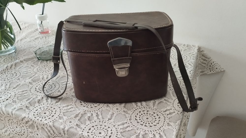 Vand geanta vintage