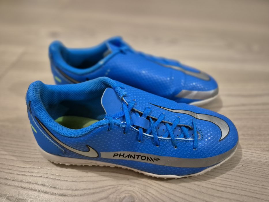 Adidasi fotbal Nike Phantom originali marimea 36,5