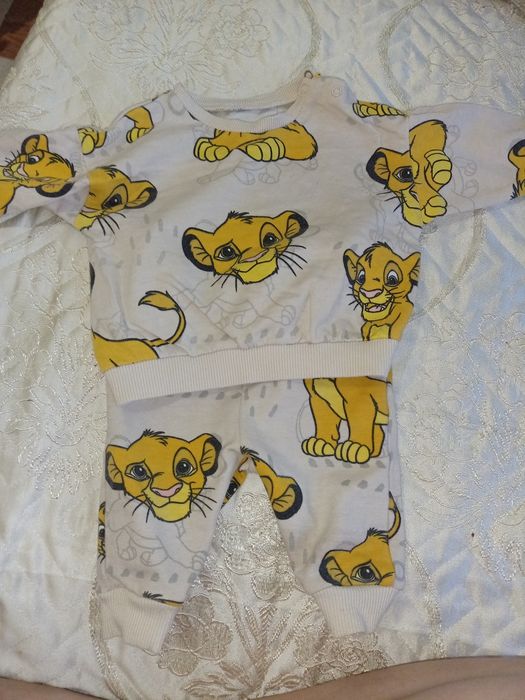 Продам костюм детский
