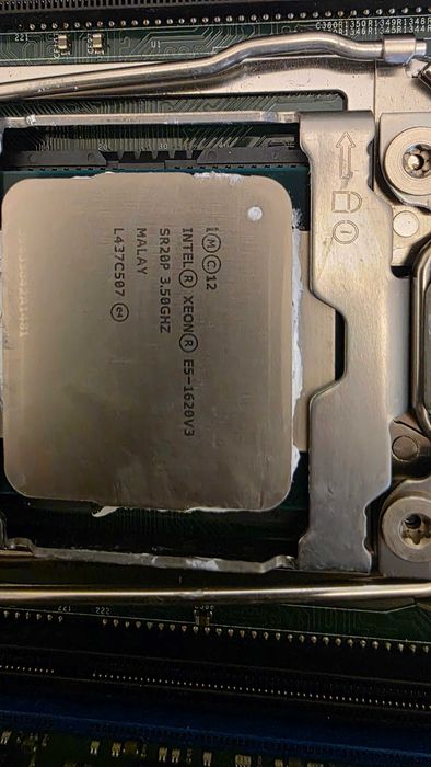Сървър 32GB ram 8TB