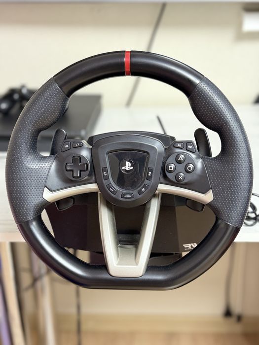 Продам игровой руль на Ps 4.