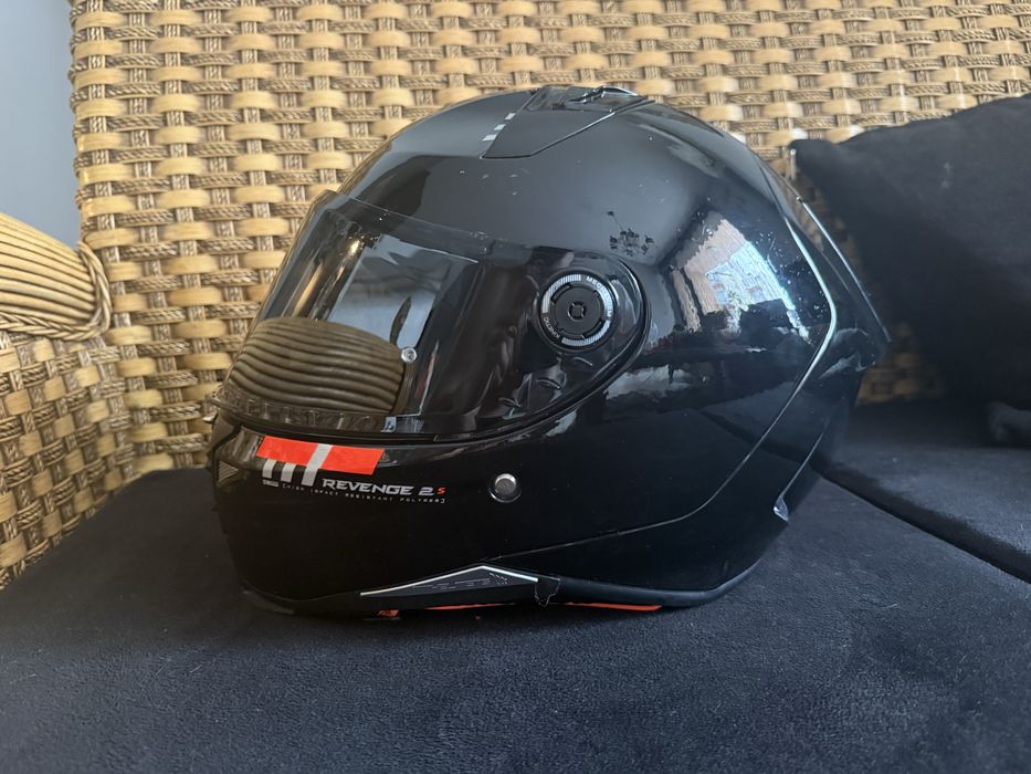 Каска много запазена