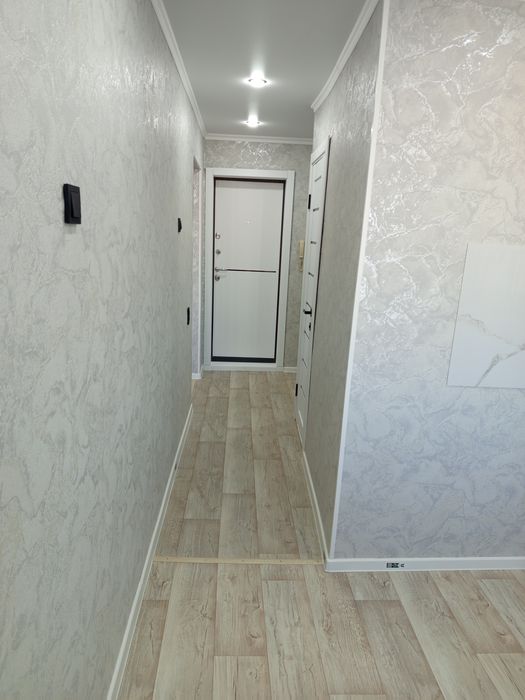 Поклейка обоев быстро качественно недорого