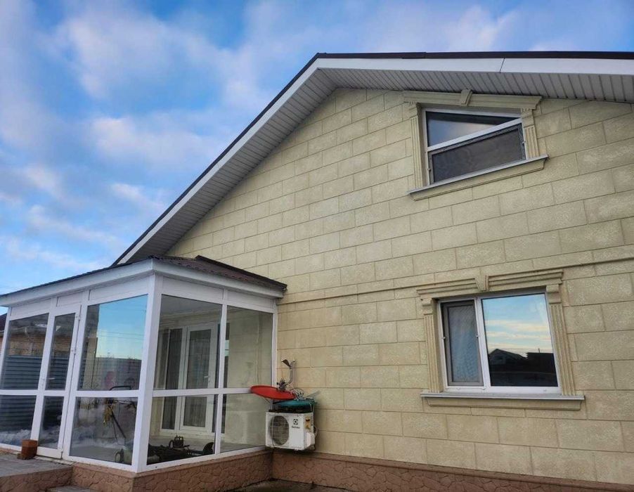 Продам особняк на Береке