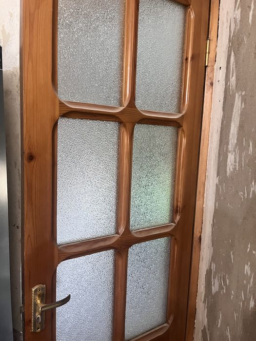 Продам деревянные двери