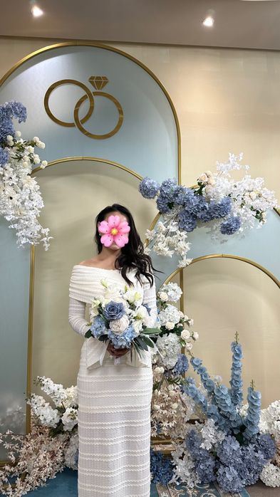 Белое платье . Размер 42-44