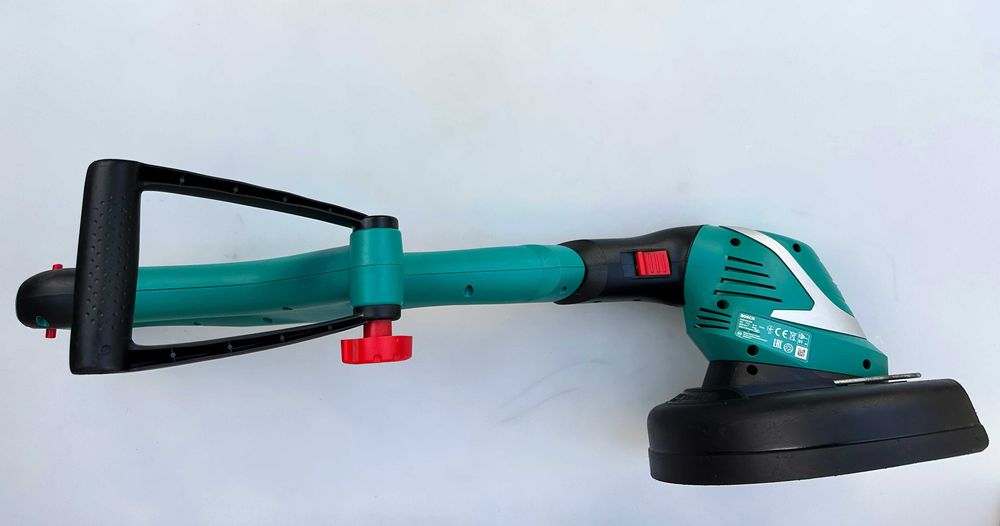 Акумулаторен тример Bosch ART 26-18 Li и храсторез Bosch AHS 55-20Li