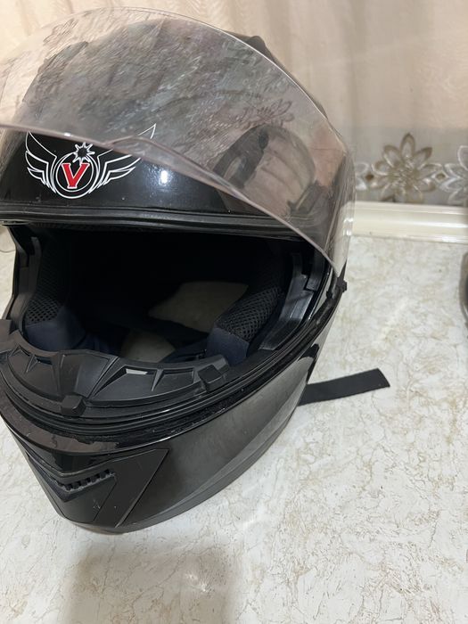 Шлем мотоциклетный в хорошем состоянии