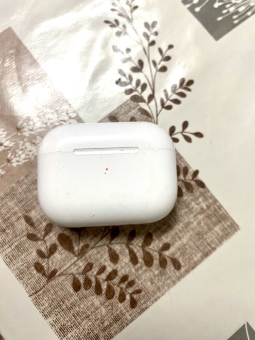 Vând Airpods pro