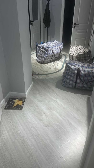 Шкафтар мен сөрелер