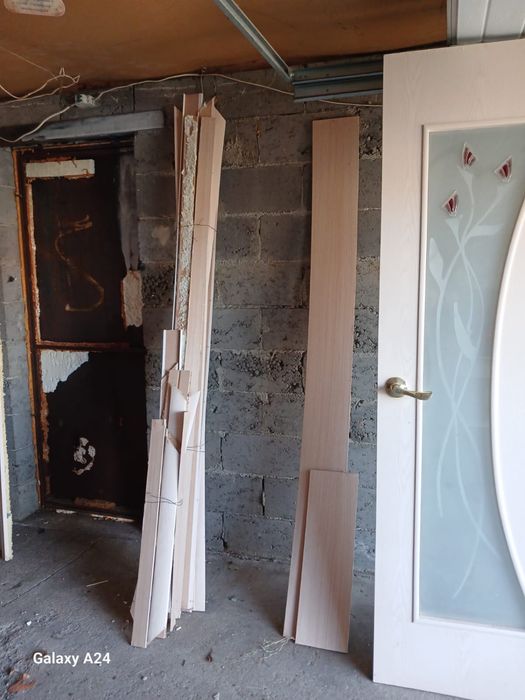 Продам межкомнатые двери