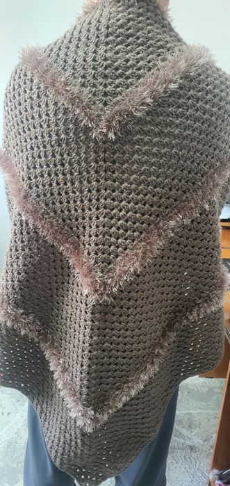 Вязаные шали      .