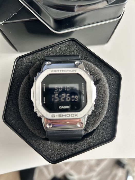 Продам CASIO G-Shock GM-5600B пластик, сталь