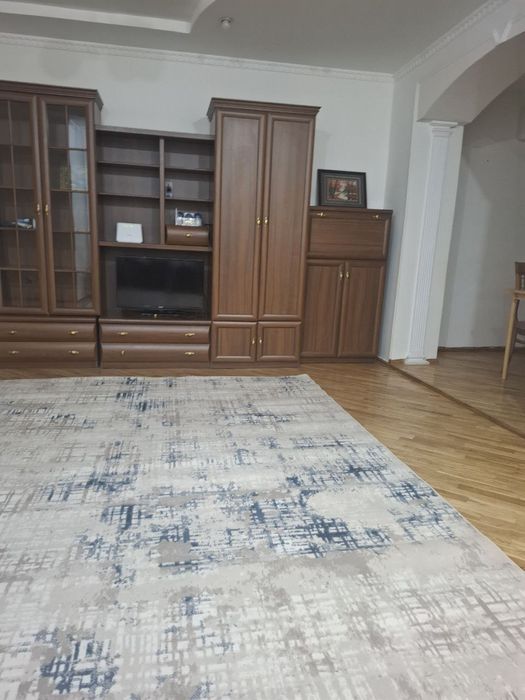 Сдаётся 3/2/4.м.Космонавтов.Дом кирпичный. Все условия