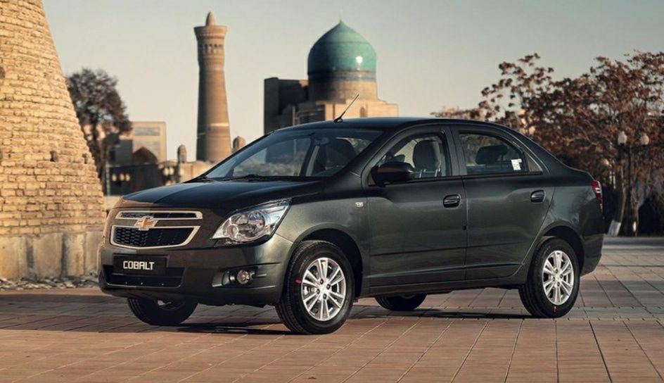 Звони, если Нужен ВОДИТЕЛЬ-ПЕРЕВОЗЧИК с личным авто на выходные дни