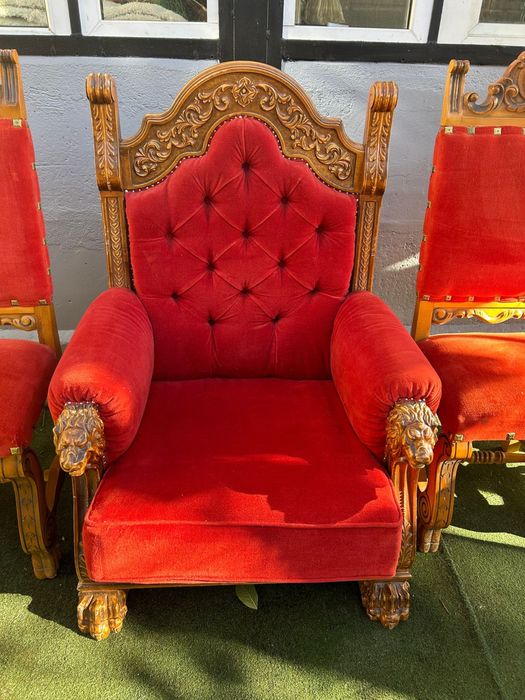 Scaune lemn masiv sculptate manual