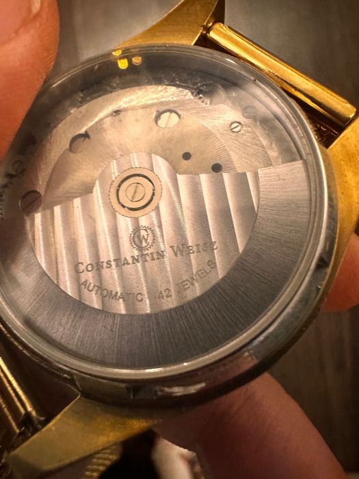 Механичен луксозен часовник