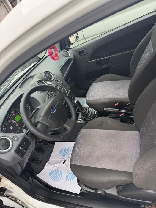Vand Ford Fiesta