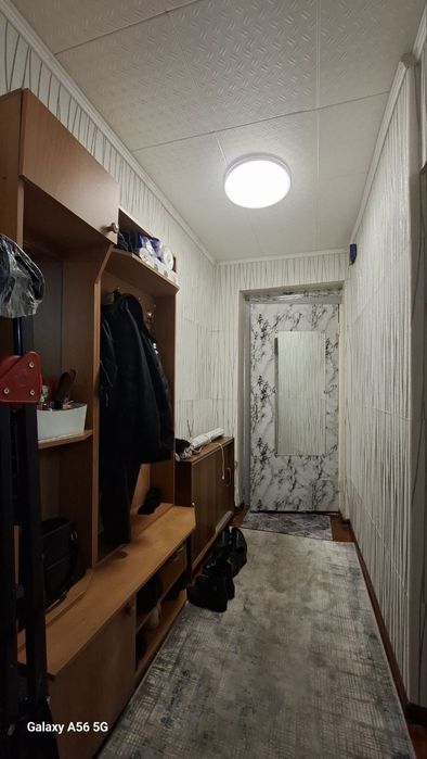 Продаёться 2 комнатная Чиланзар 15