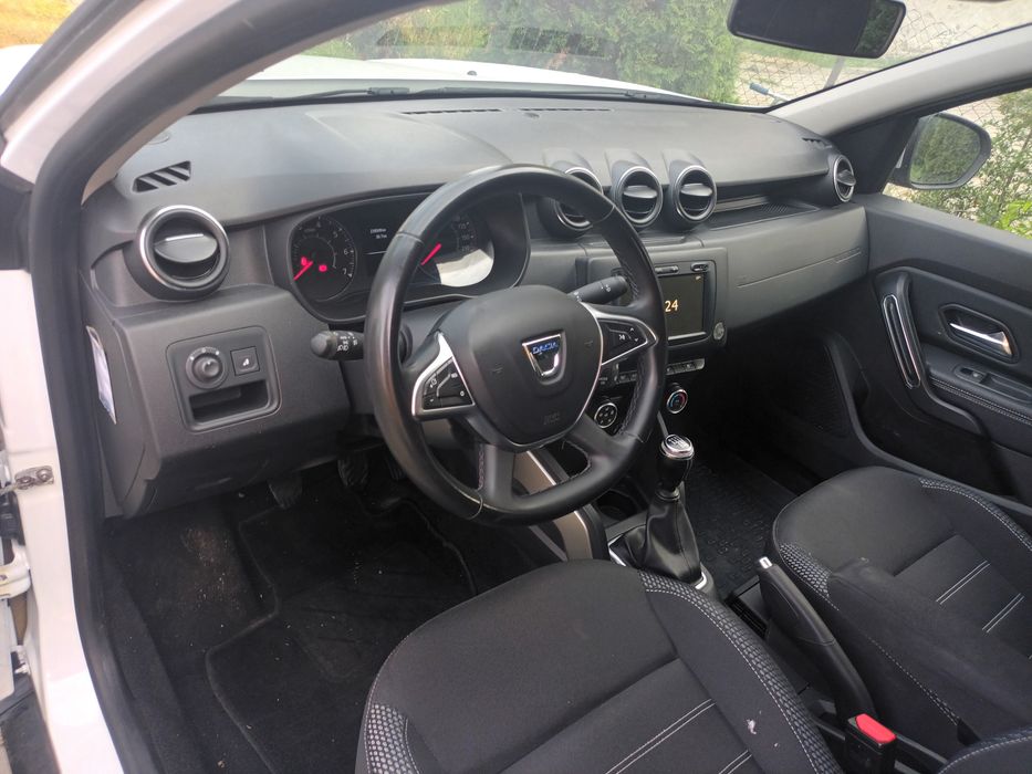 Dacia Duster 4x4 1.3 benzin  150 cp