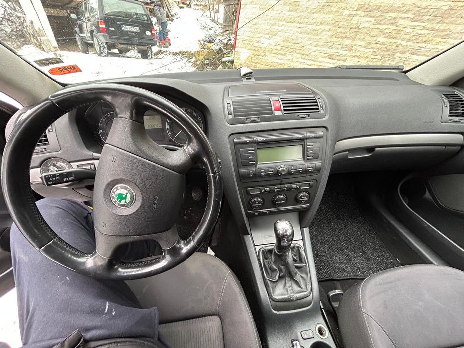 Vând Skoda Octavia 2