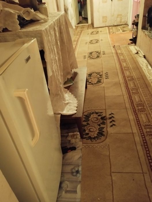 Уй сотилади 3хонали