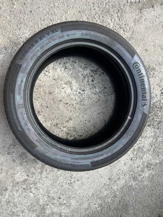 285/45/21 Continental