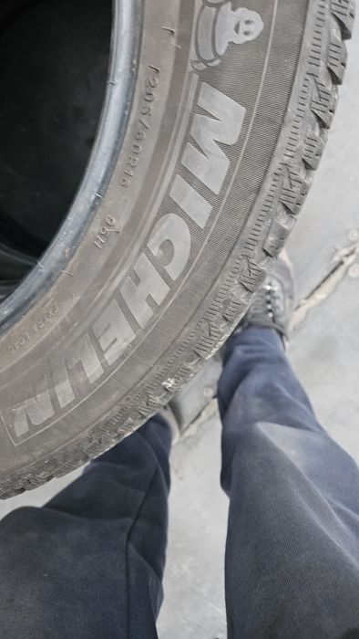 4бр гуми 205 60 16 мишелин