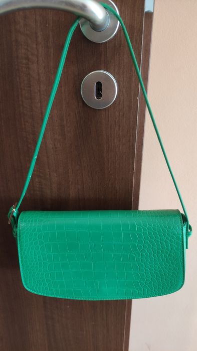 Малка Зелена чанта