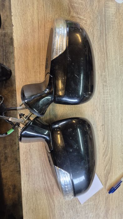 Оригинално Дясно  Ел.Огледало за Тойота Авенсис  Т27 2008- 2012г