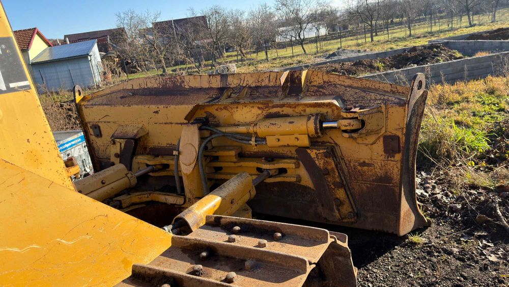 Buldozer Caterpillar