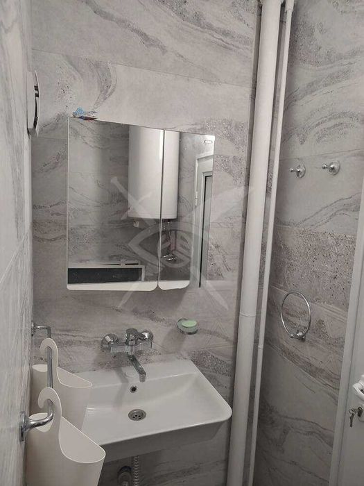 Дава се под наем Многостаен апартамент в Пловдив, Тракия - 97 кв.м за 598.23 € - Снимка #2