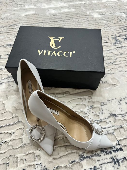 Продается VITACCI туфли