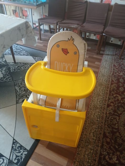 Продам детский стол