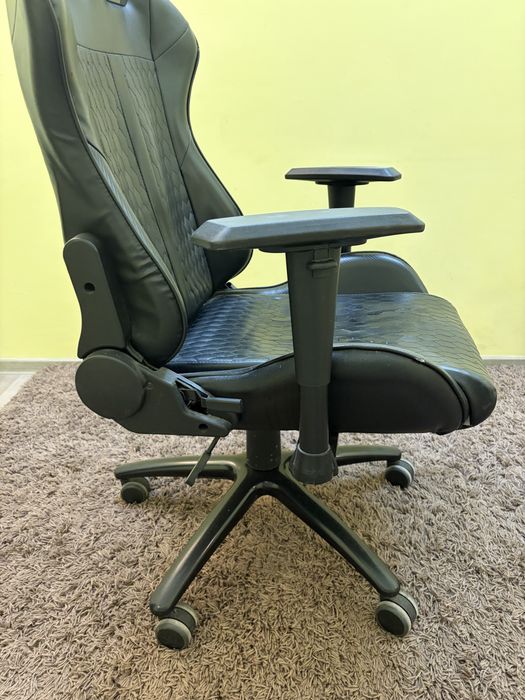 Canapea 2 persoane, scaun gaming rotativ