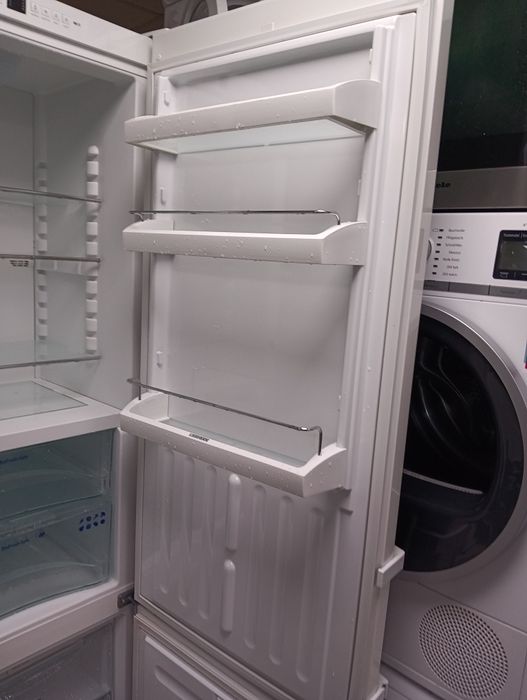 Комбиниран хладилник с фризер Liebherr с 2 години Гаранция!