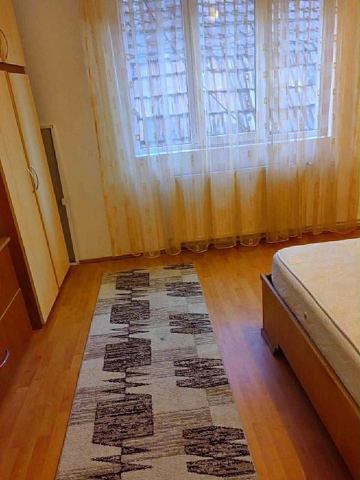 Apartament de închiriat