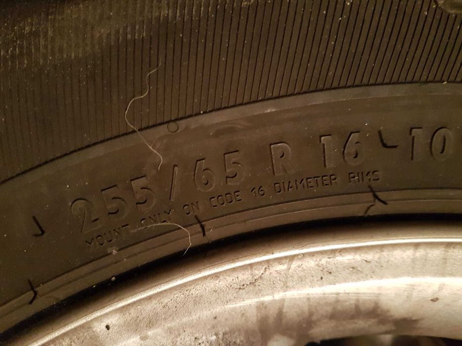 Set 4 Roti Mercedes ML