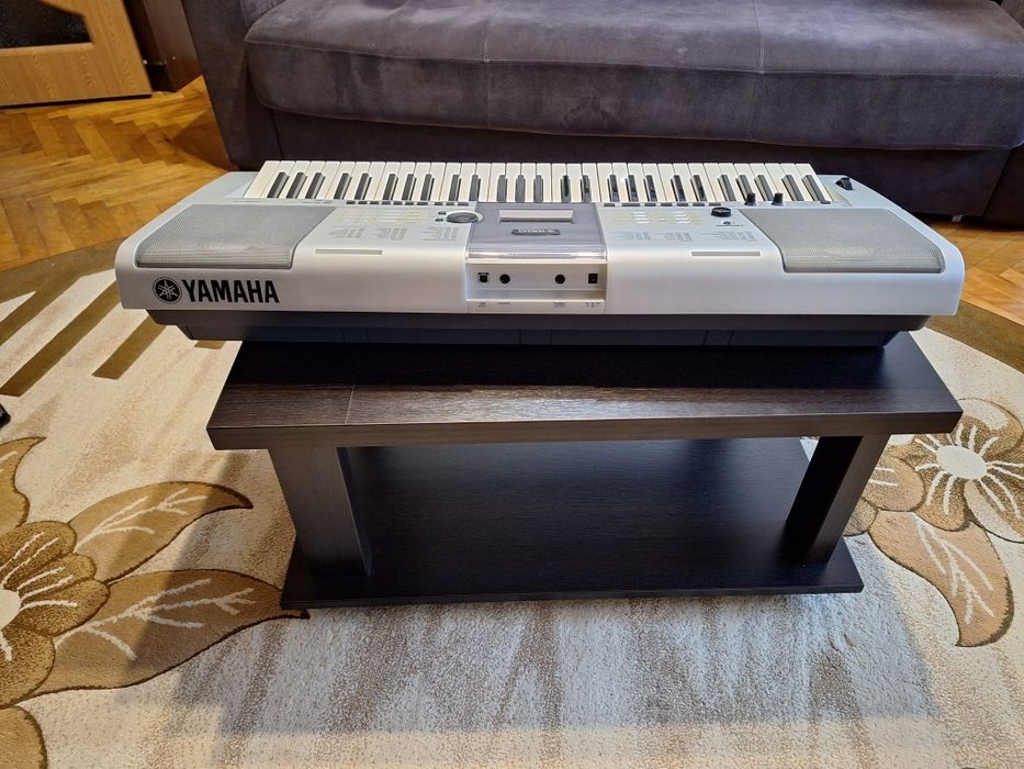 Yamaha PSR E 403