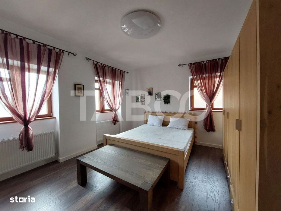 Casa de inchiriat 120 mp 3 camere 2 bucatarii 2 bai zona Gusterita